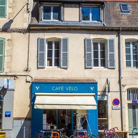 Cafe Velo Nevers Bagian luar foto