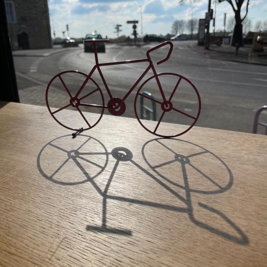 Cafe Velo Nevers Bagian luar foto