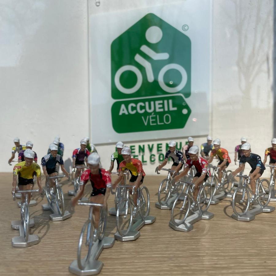 Cafe Velo Nevers Bagian luar foto